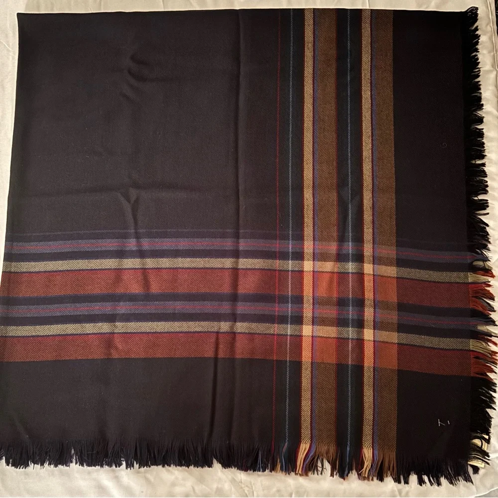 JOHN HANLY & Co Ireland Pure New Wool Shawl Scarf Plaid Purple Red Grey 54 x 54